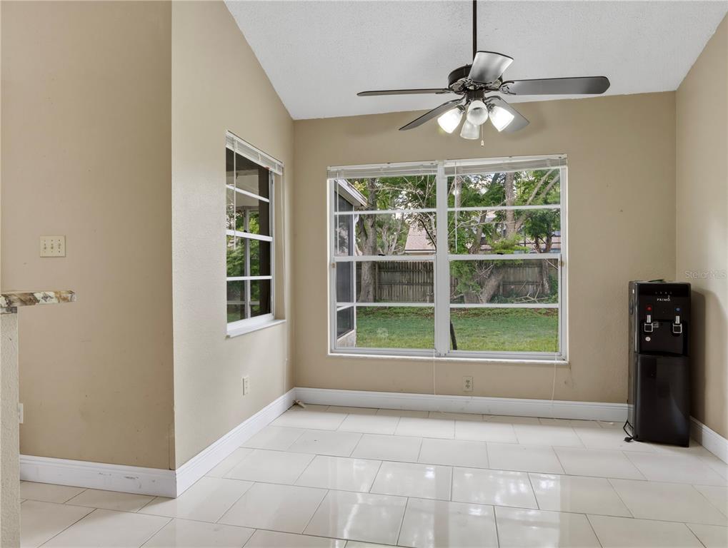 Dining / sun room